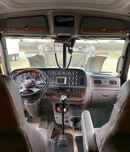 Used 2011 Peterbilt 389