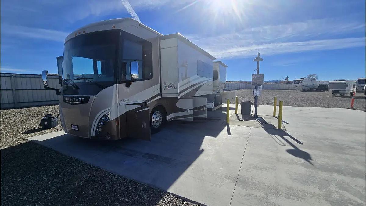 Used 2016 Winnebago Journey 40r