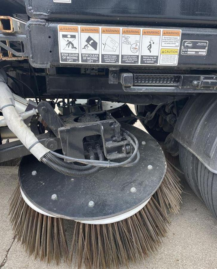 Used 2019 Peterbilt 220 sweeper truck
