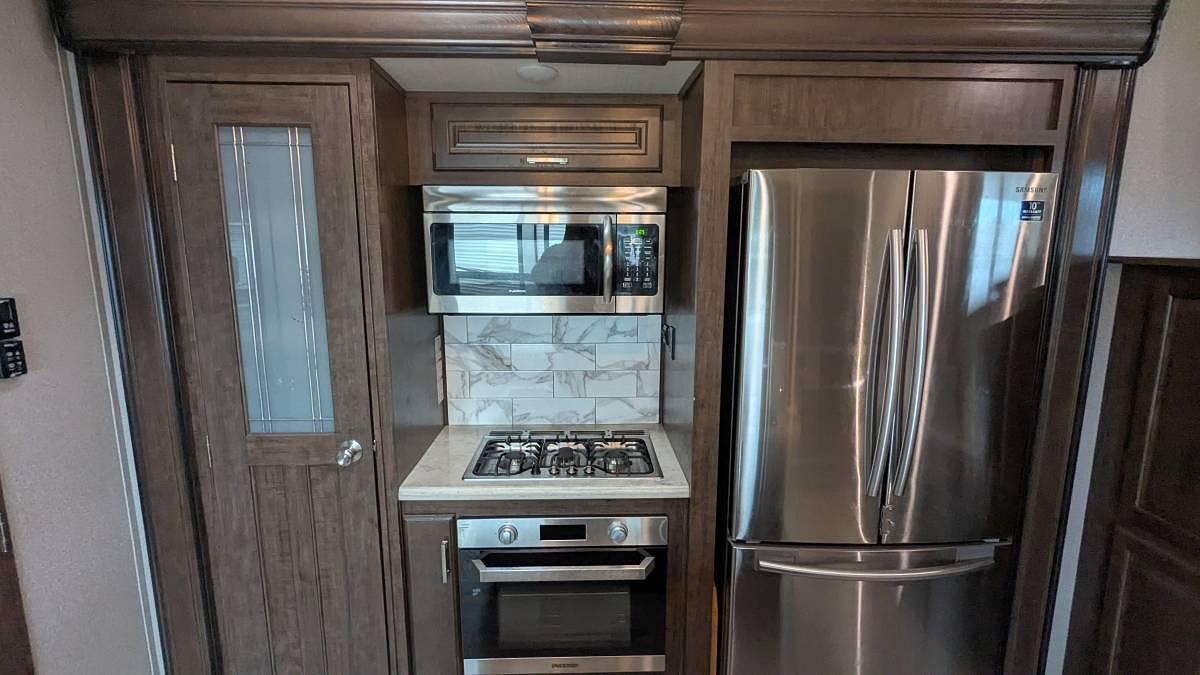 Used 2020 Grand Design Solitude 380fl