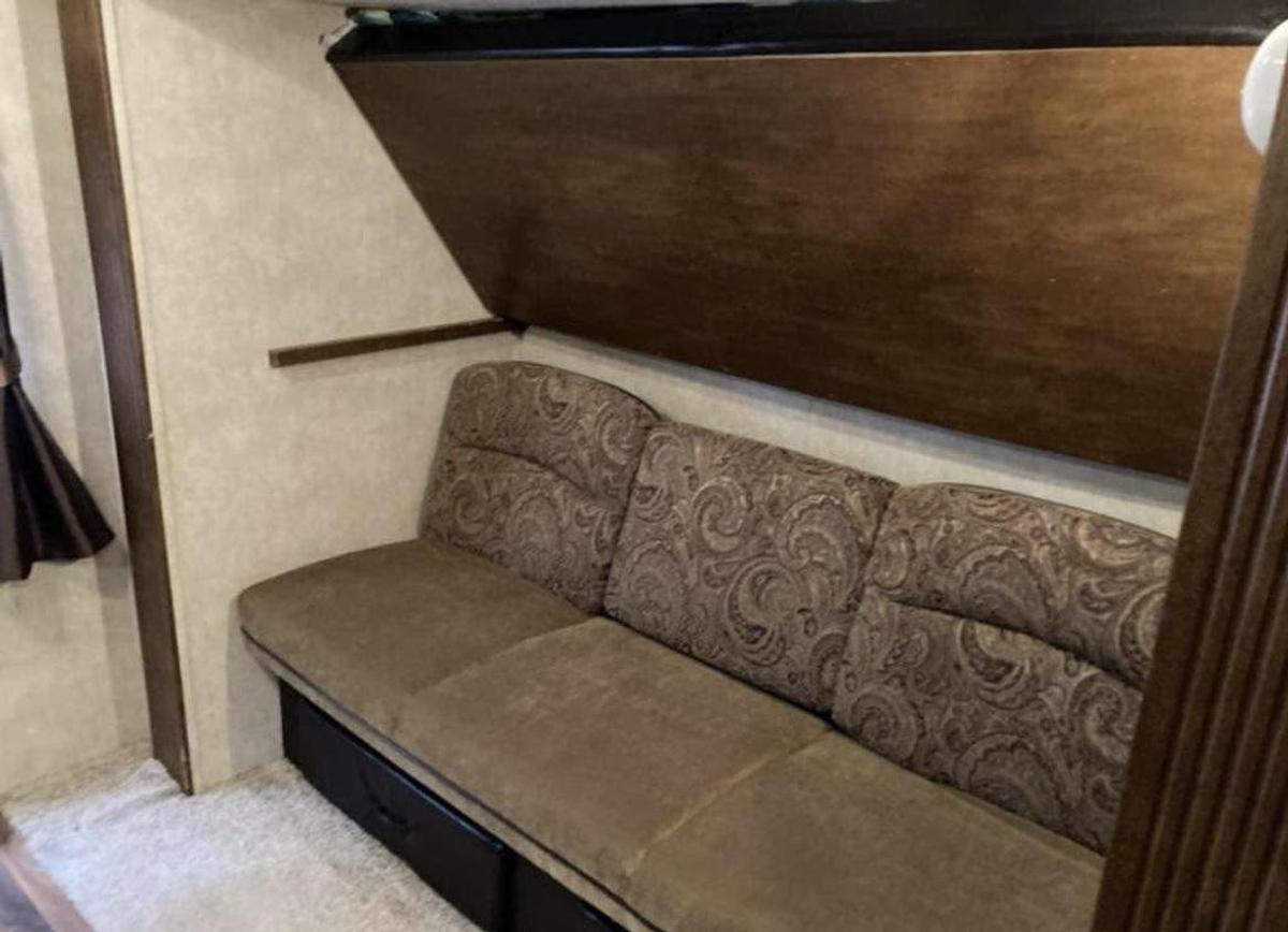 Used 2015 Forest River Hemisphere Lite 312QBUD