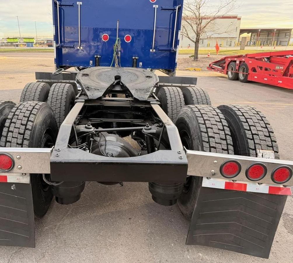 Used 2011 Peterbilt 389