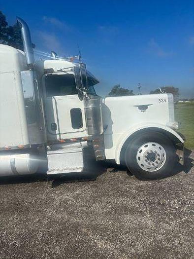 Used 2005 Peterbilt 379EXHD