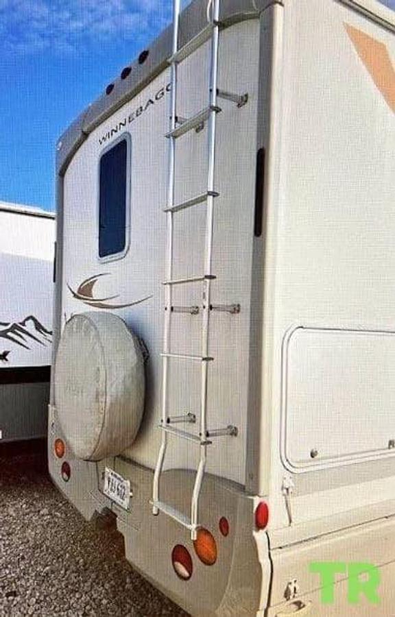Used 2007 Winnebago View 23H Class C Motorhome