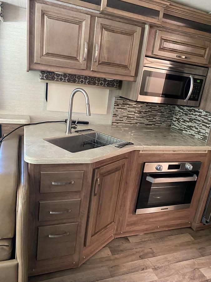 Used 2019 Jayco Precept Prestige 36H Class A Motorhome