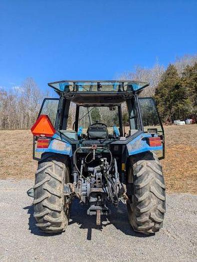 Used 1996 NEW HOLLAND 5640