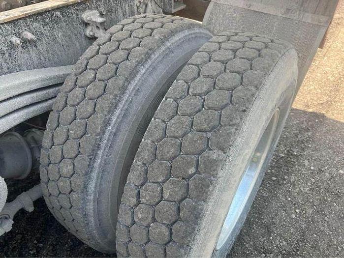 Used 2021 Volvo VHD84F300 Dump Truck