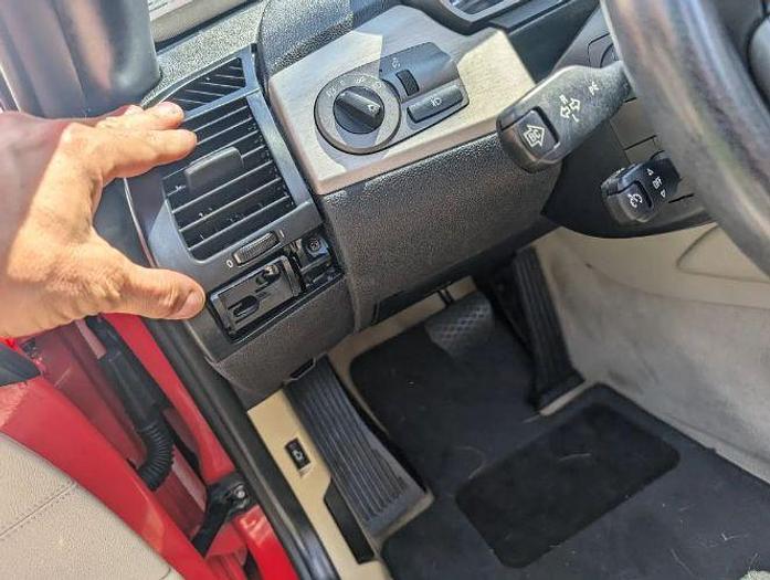 Used 2004 BMW Z4 2.5i