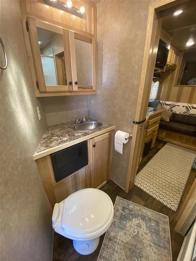 Used 2022 Lakota Charger Edition Stockback 6 Horse Trailer with Living Quarters