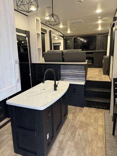 Used 2023 Cruiser RV Southfork 3710FLMB