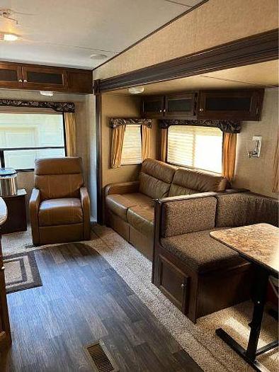 Used 2016 Keystone Hideout 276RLS