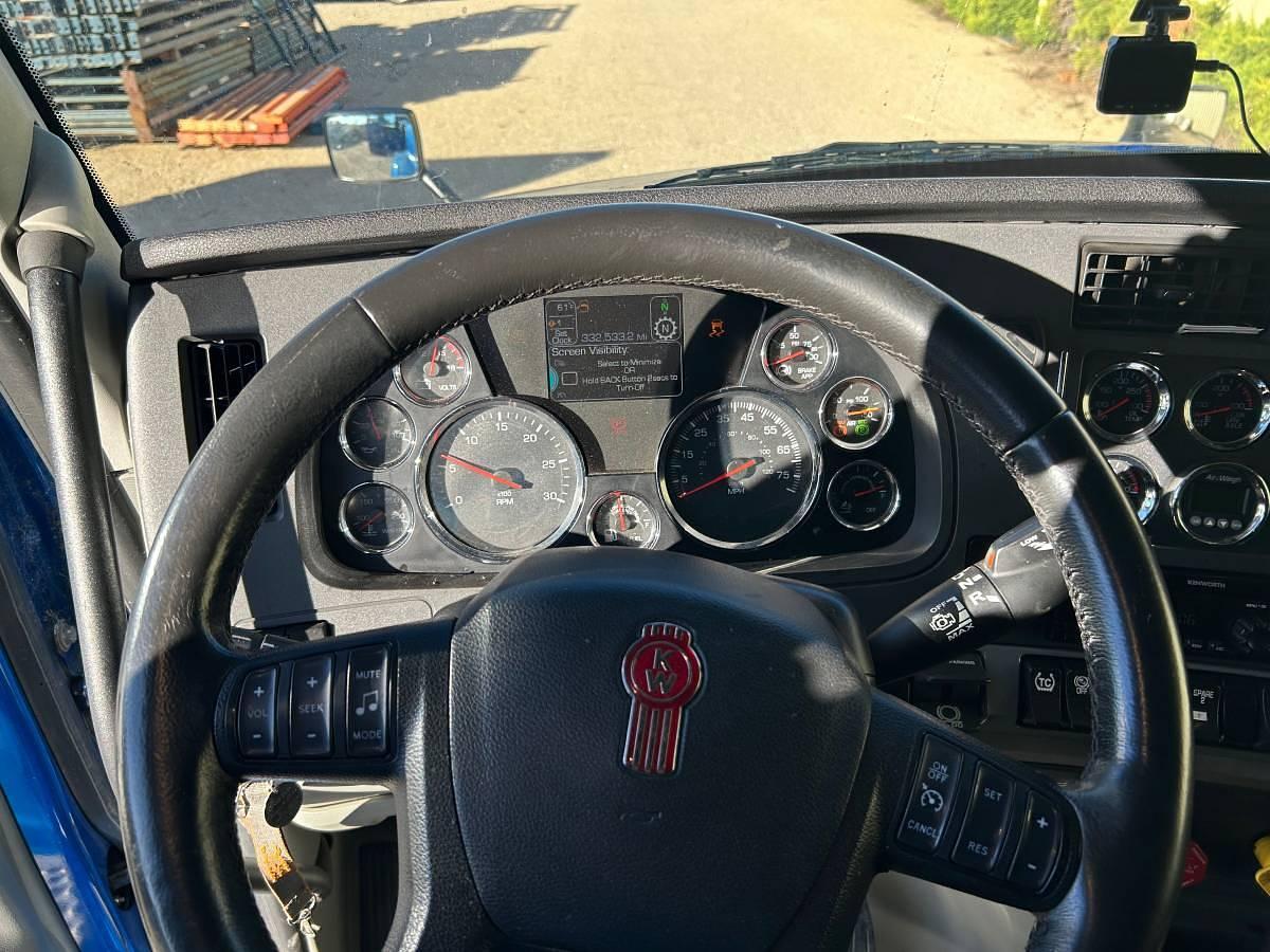 Used 2020 Kenworth T680 Sleeper Semi Truck