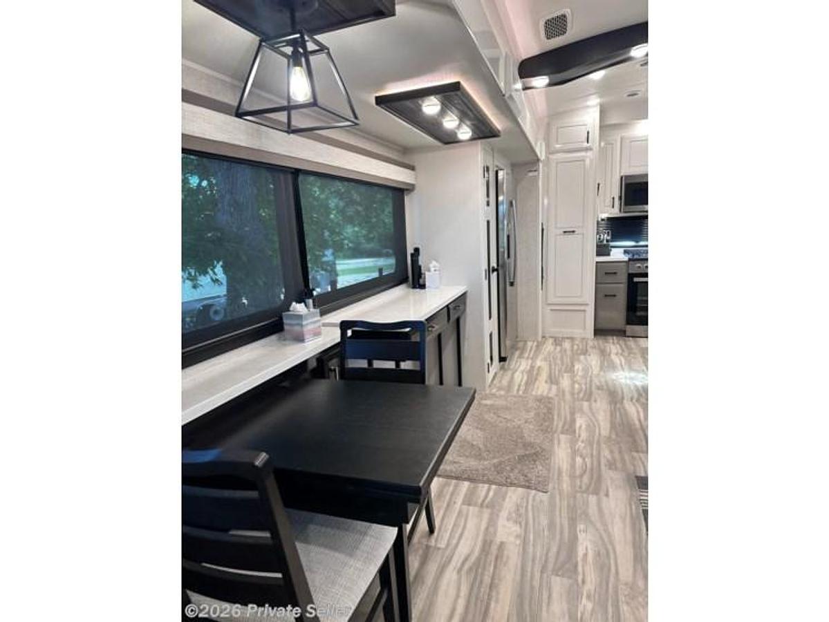 Used 2024 Jayco Pinnacle 38fbrk