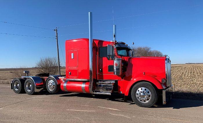 Used 2021 KENWORTH W900L