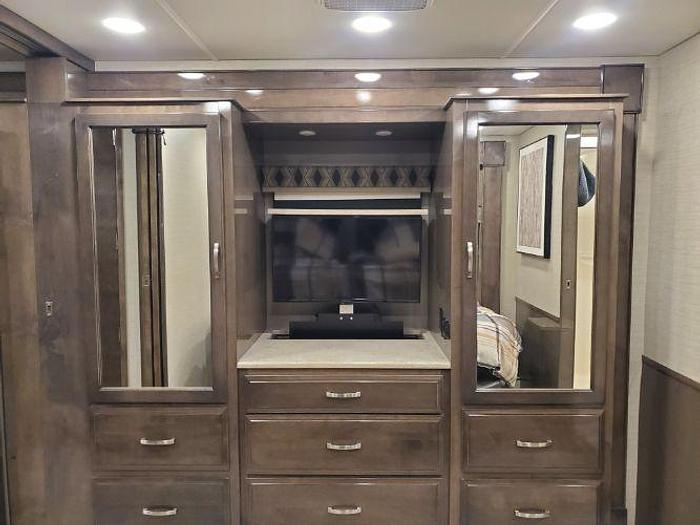 Used 2020 Entegra Reatta XL 39T2