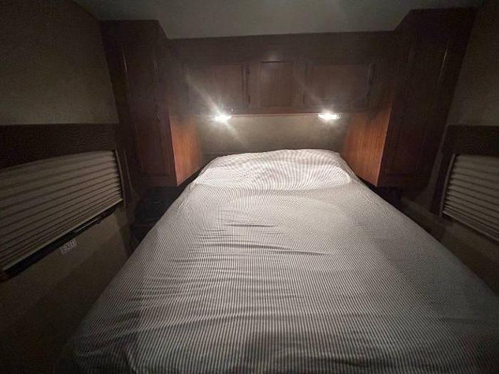 Used 2015 StarCraft Autumn Ridge