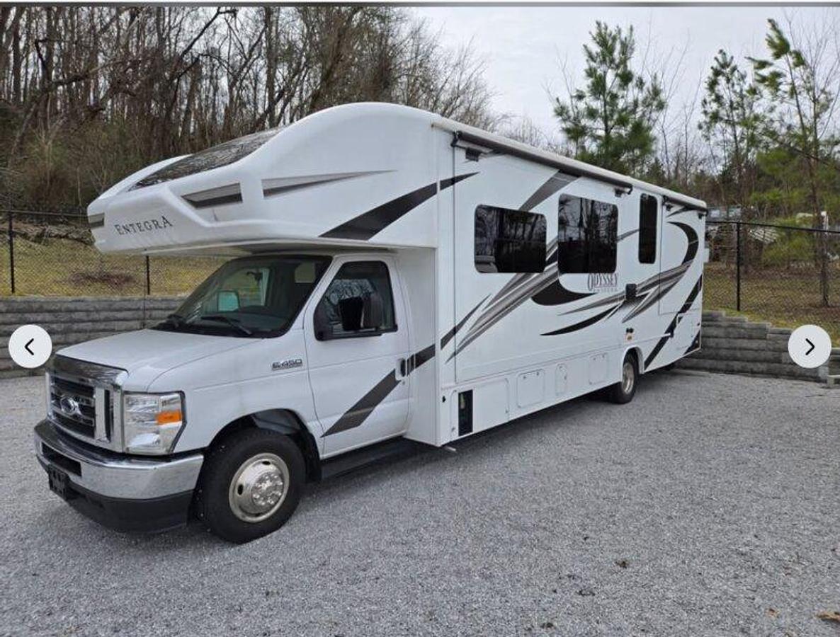 Used 2023 Entegra Odyssey 29V