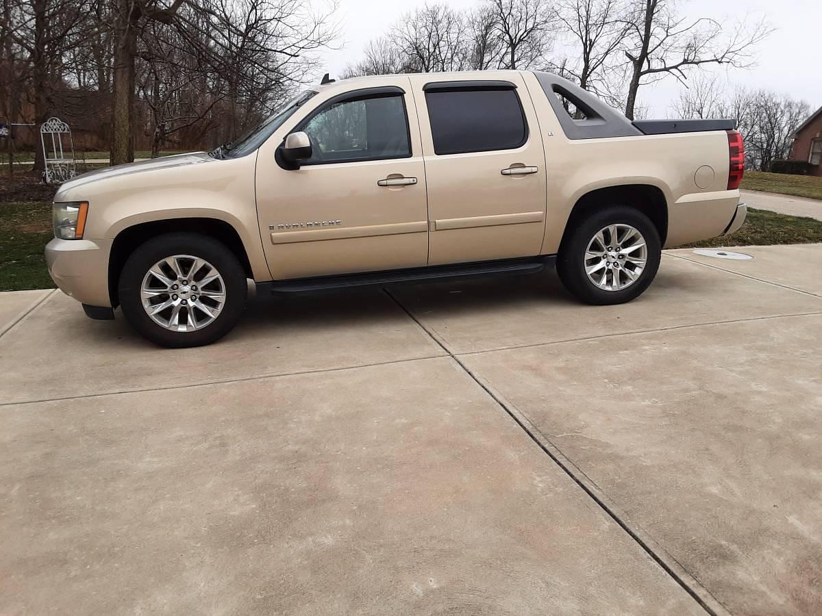 Used 2008 Chevrolet Avalanche LT