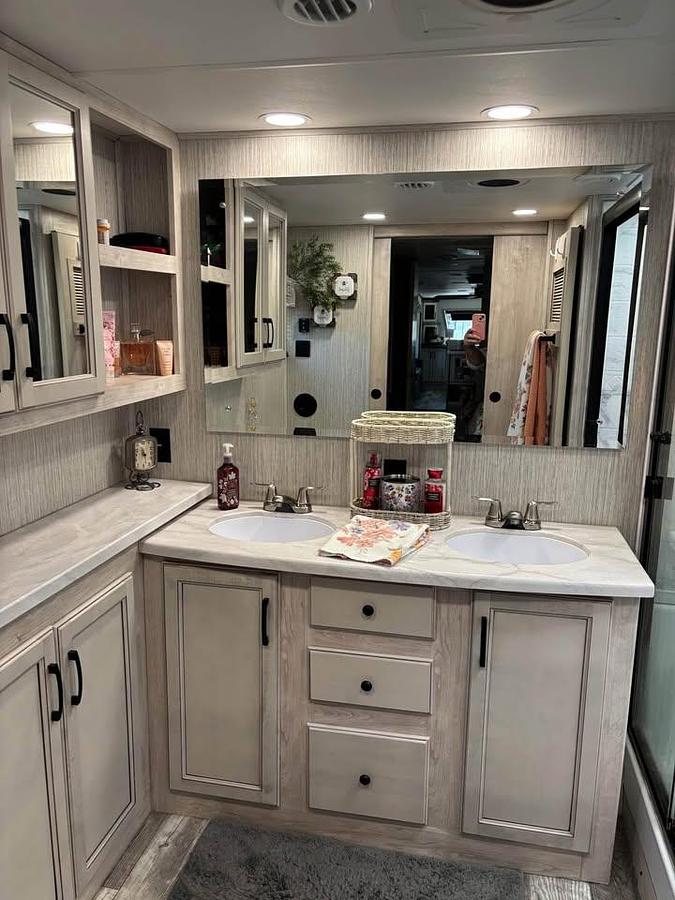 Used 2022 Forest River Sandpiper Luxury 391FLRB