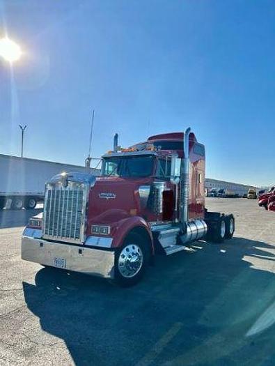 Used 2001 KENWORTH W900L