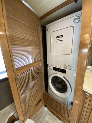 Used 2019 Thor Venetian J40