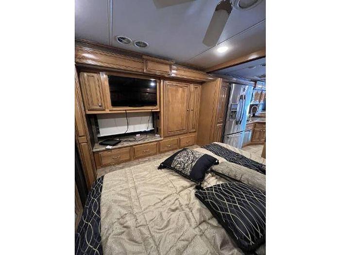 Used 2016 Thor Motor Coach Tuscany 42GX