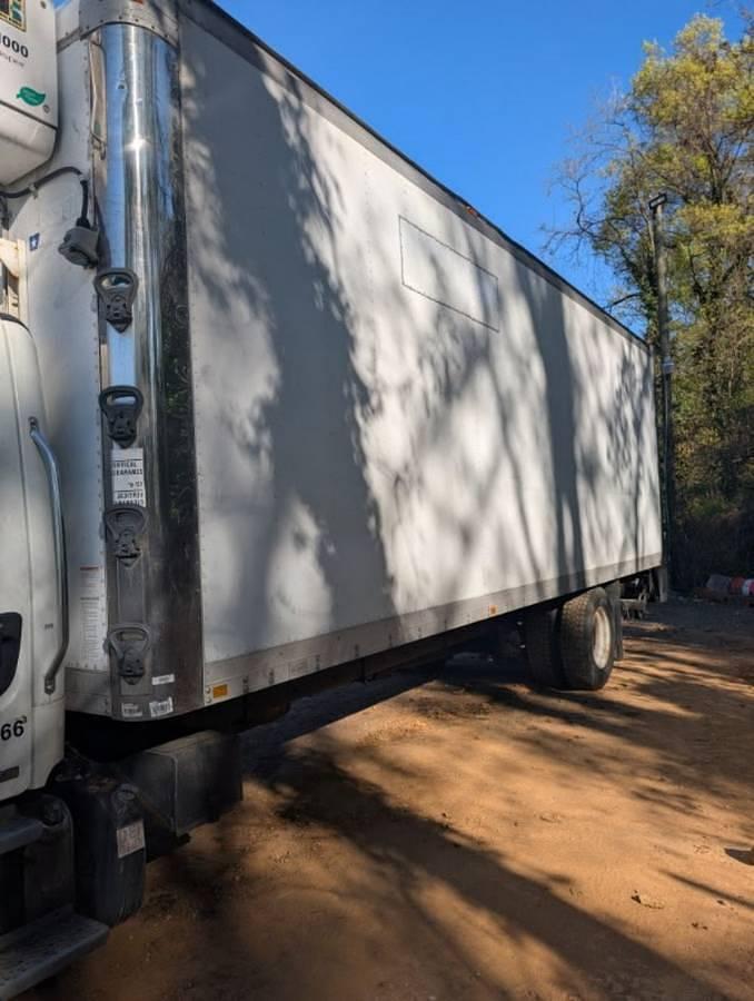 Used 2012 Freightliner Business Class M2