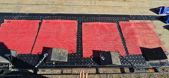 Used 2023 Diamond C FMAX212