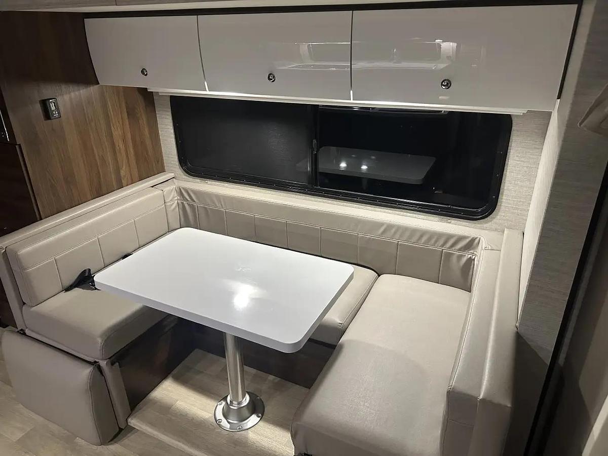 Used 2020 Winnebago View 24J