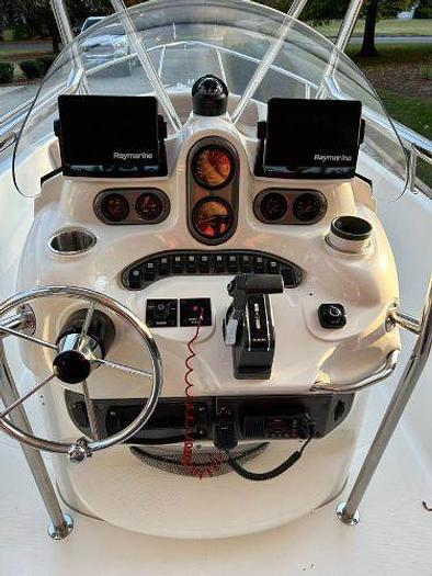 Used 2003 Campion Explorer 602 Center Console