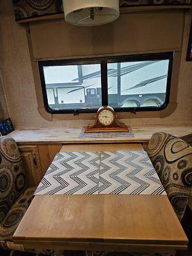 Used 2016 Redwood RW38RL