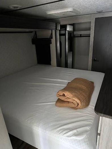 Used 2022 Keystone Montana High Country 331RL