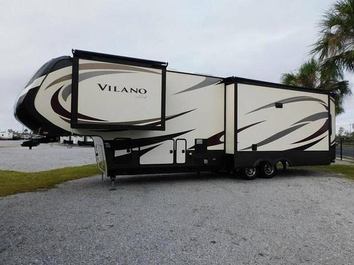 Used 2016 Vanleigh RV Vilano 365RL
