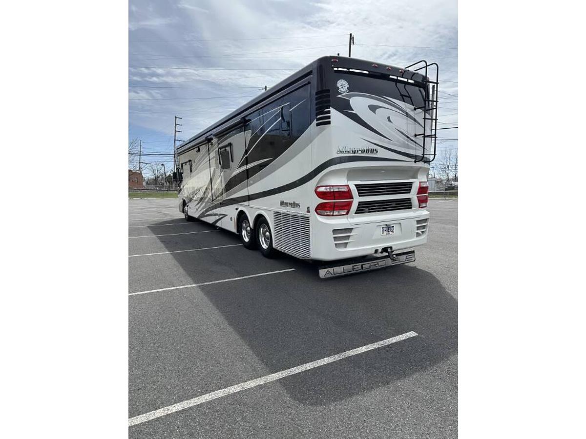 Used 2014 Tiffin Motorhomes Allegro Bus 45 LP
