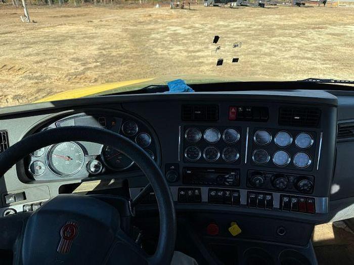 Used 2018 KENWORTH T880