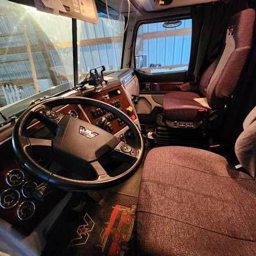 Used 2019 WESTERN STAR 5700XE