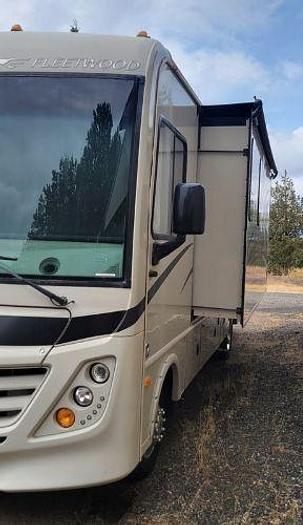 Used 2018 Fleetwood Flair LXE 30U