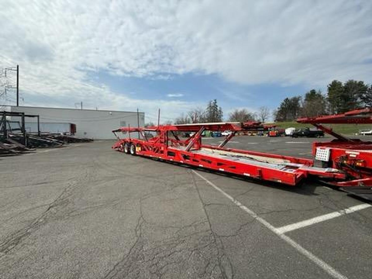 Used 2020 Peterbilt 389 Car Hauler
