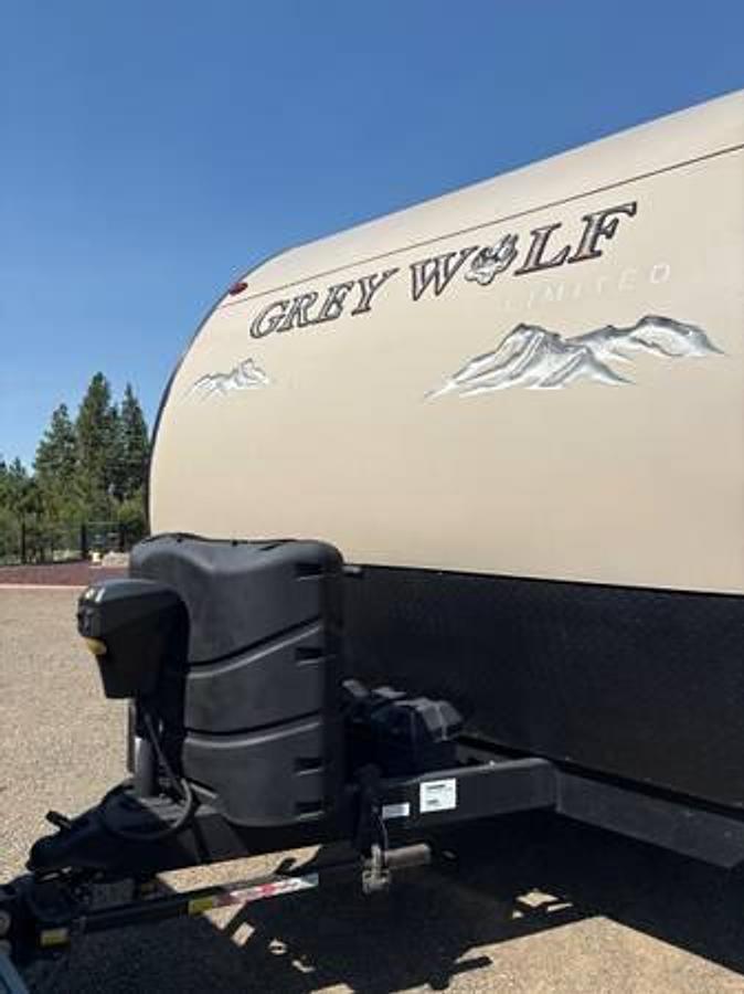 Used 2015 Forest River Grey Wolf Rv 23" Travel Trailer