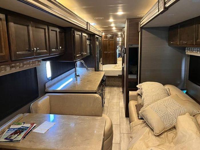 Used 2020 Tiffin Allegro RED 33AL