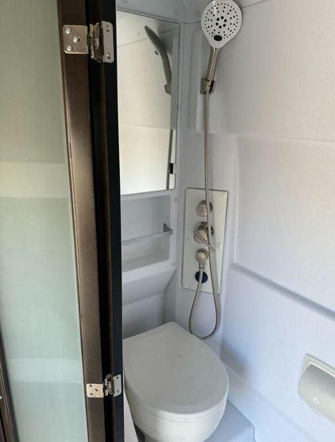 Used 2025 Jayco Solstice 21b