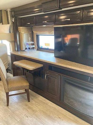 Used 2016 Thor Motor Coach Challenger 36TL