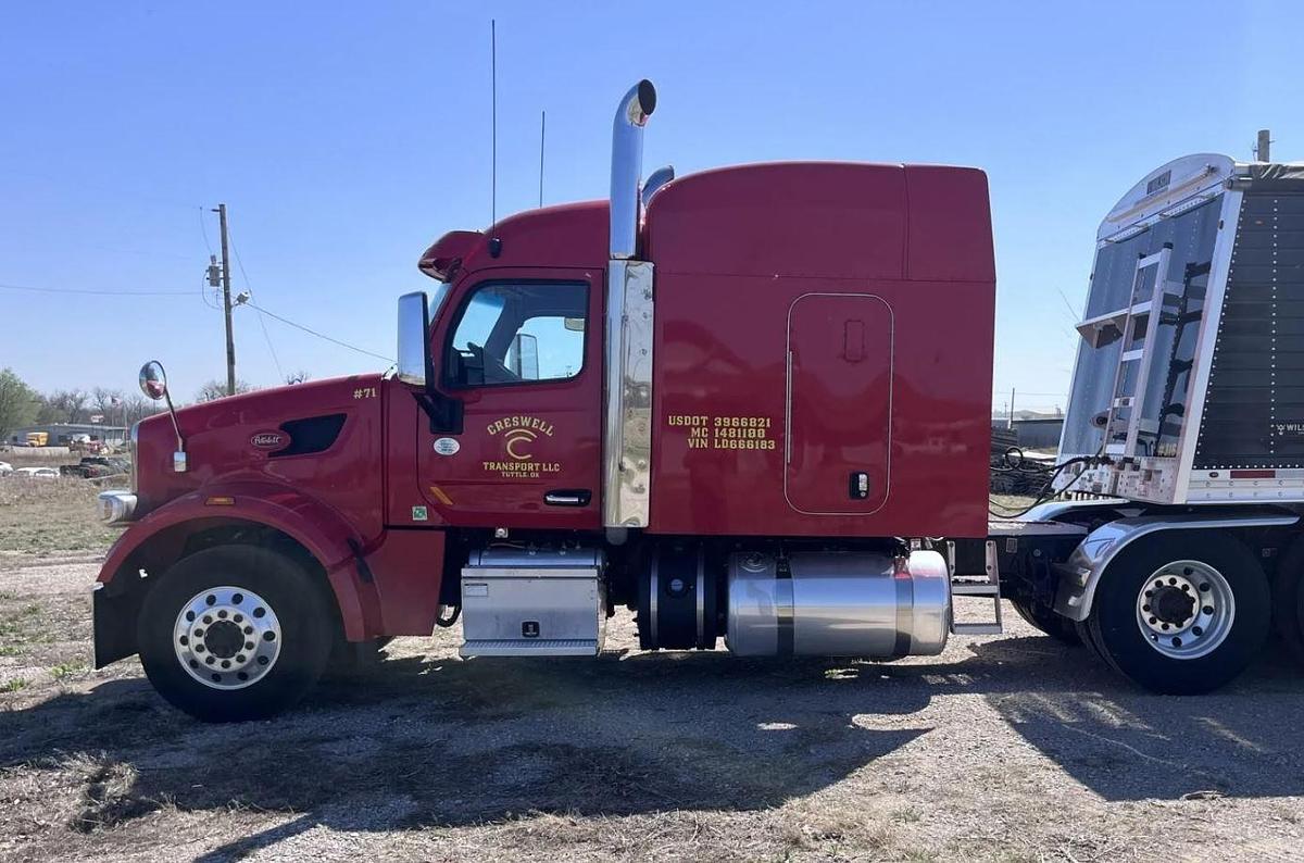 Used 2020 Peterbilt 567 Sleeper Semi Truck