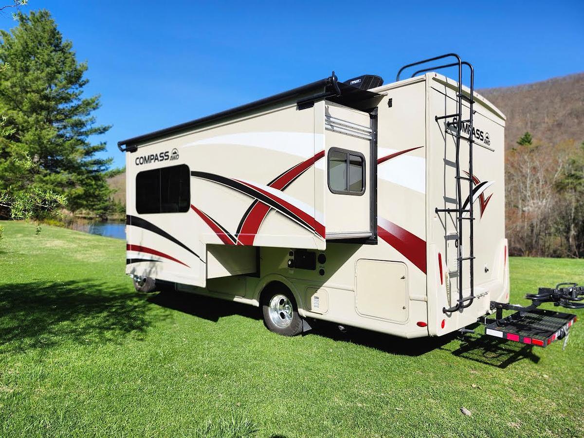 Used 2022 Thor Motor Coach Compass AWD 23TW