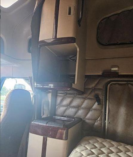 Used 2017 Freightliner Coronado 132