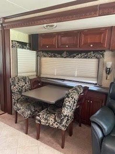 Used 2007 Tiffin Motorhomes Phaeton 40QSH Class A Diesel Pusher