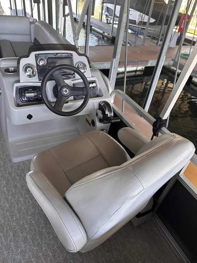 Used 2020 Avalon Venture