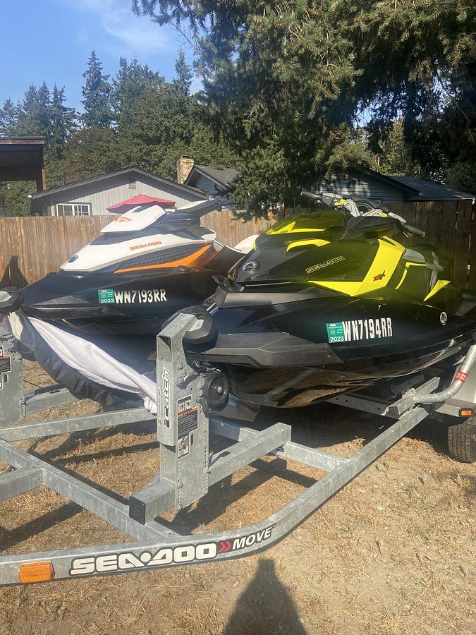 Used 2012 Seadoo RXP-X 260 & 2012 Seadoo RXT 260