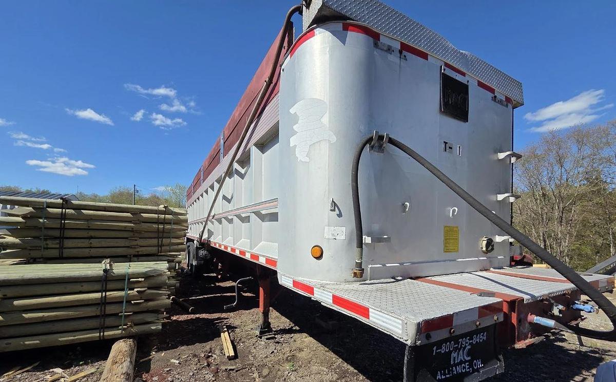 Used 1998 MAC TRAILER MFG 36 ft Tri Axle