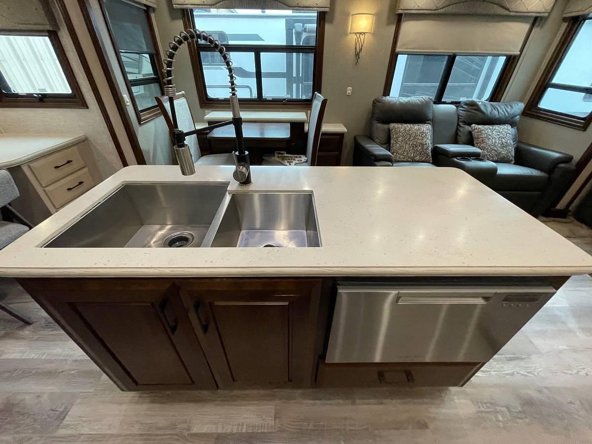 Used 2020 DRV Mobile Suites 36RKSB